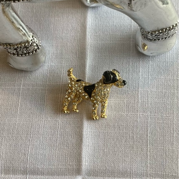 Cute rhinestone black enamel gold dog brooch - Picture 3 of 9